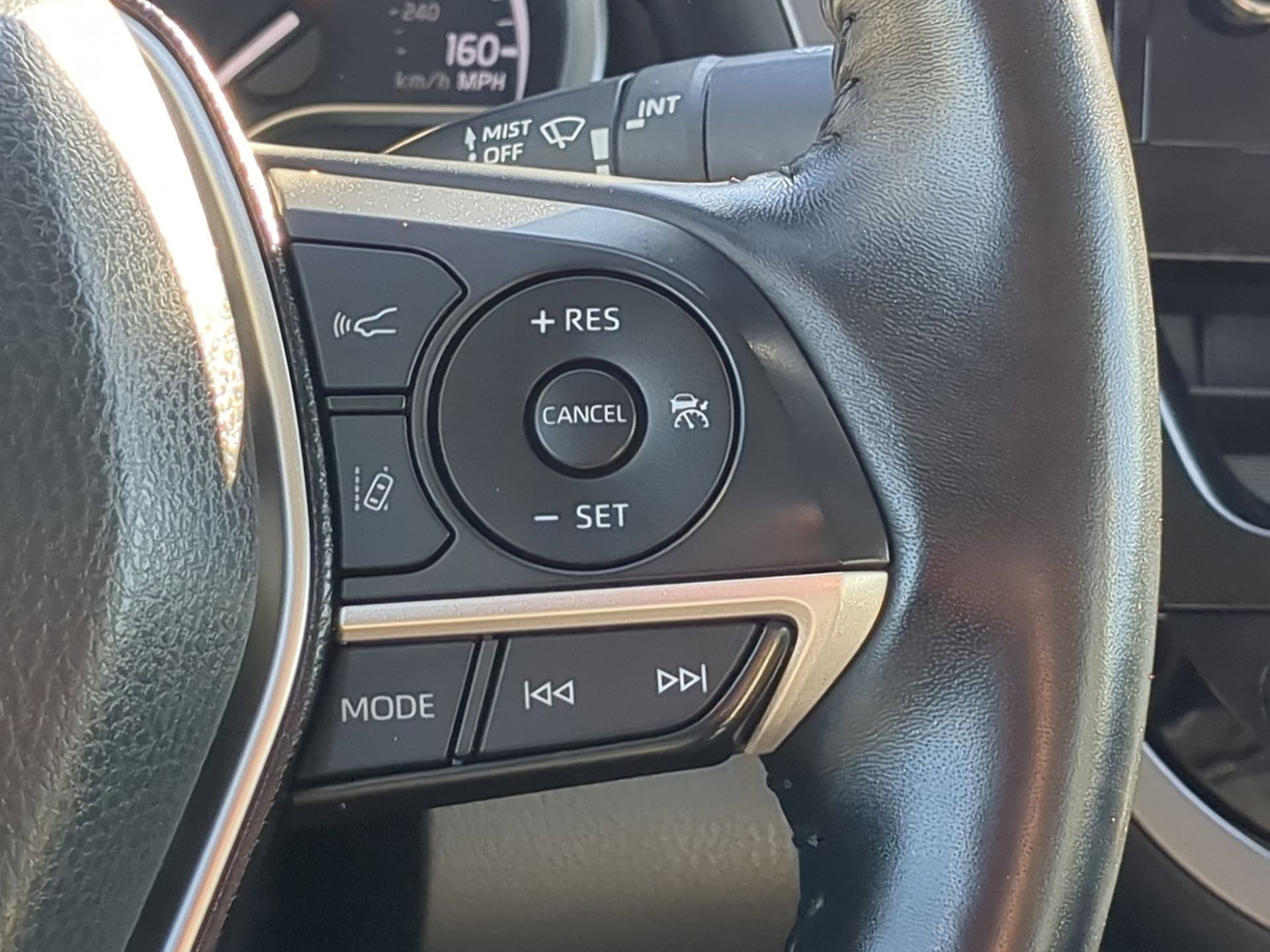 Used 2023 Toyota Camry XLE image 19