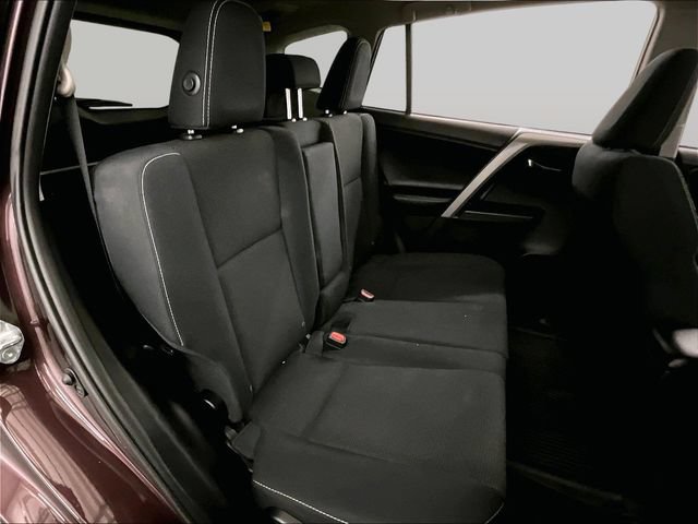 Used 2018 Toyota RAV4 XLE AWD/4WD image 26