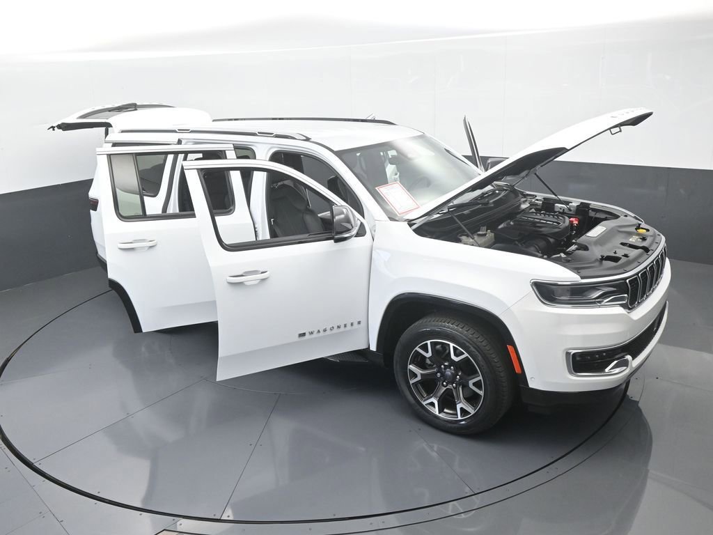 Used 2023 Jeep Wagoneer Series III w/ Preferred Equipment Group image 73