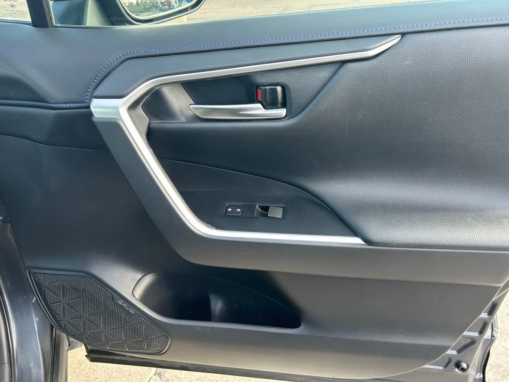 Used 2019 Toyota RAV4 XSE image 29