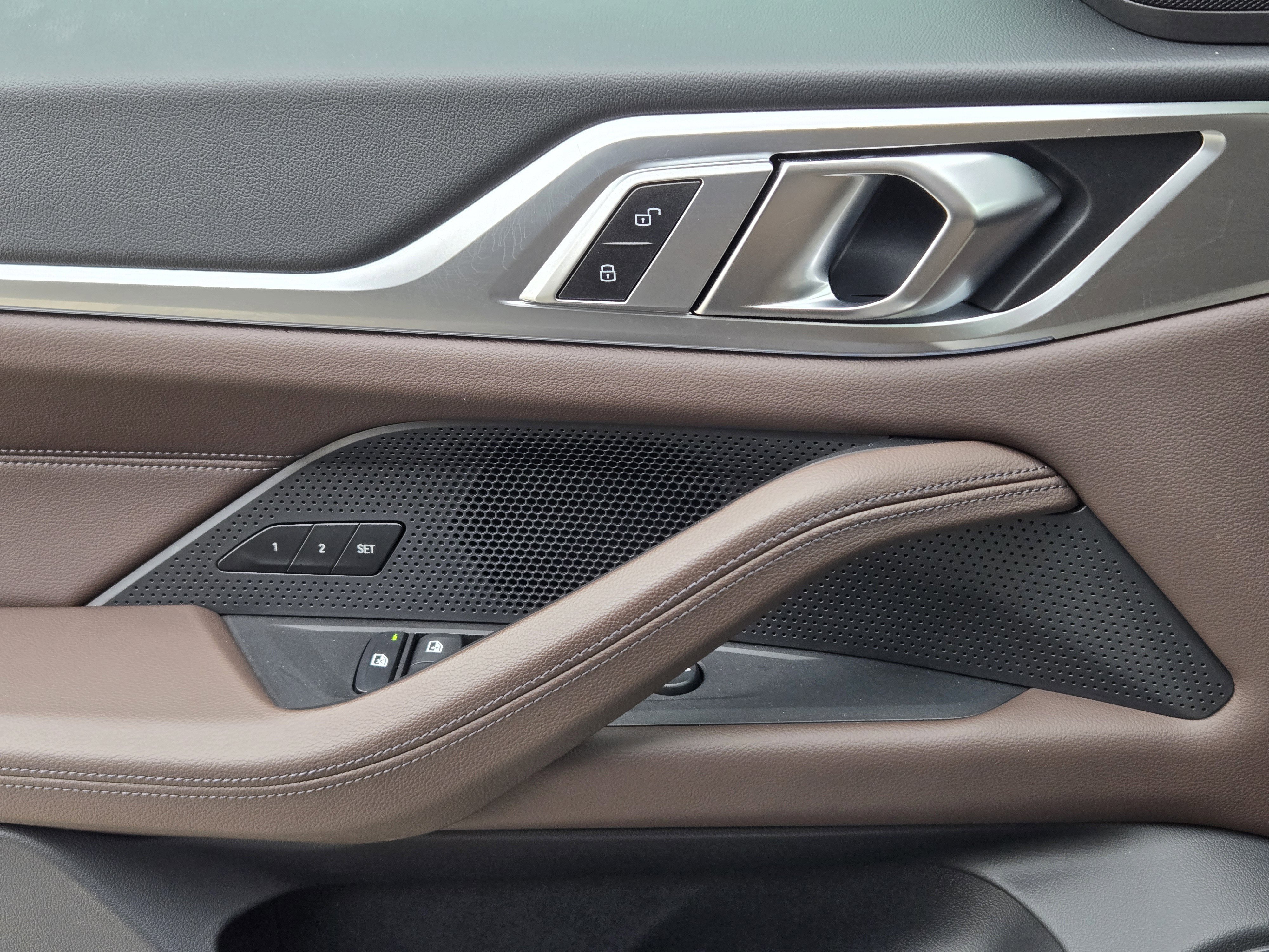 Used 2023 BMW i4 eDrive40 w/ M Sport Package image 27