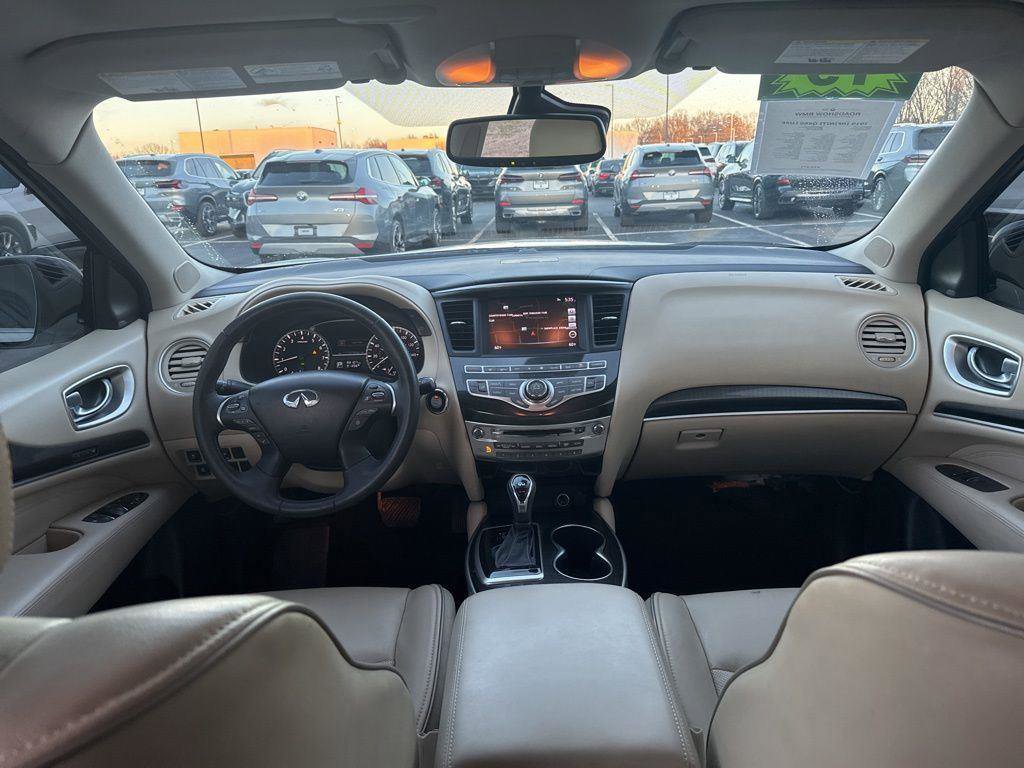 Used 2019 INFINITI QX60 Luxe w/ Essential Package image 16