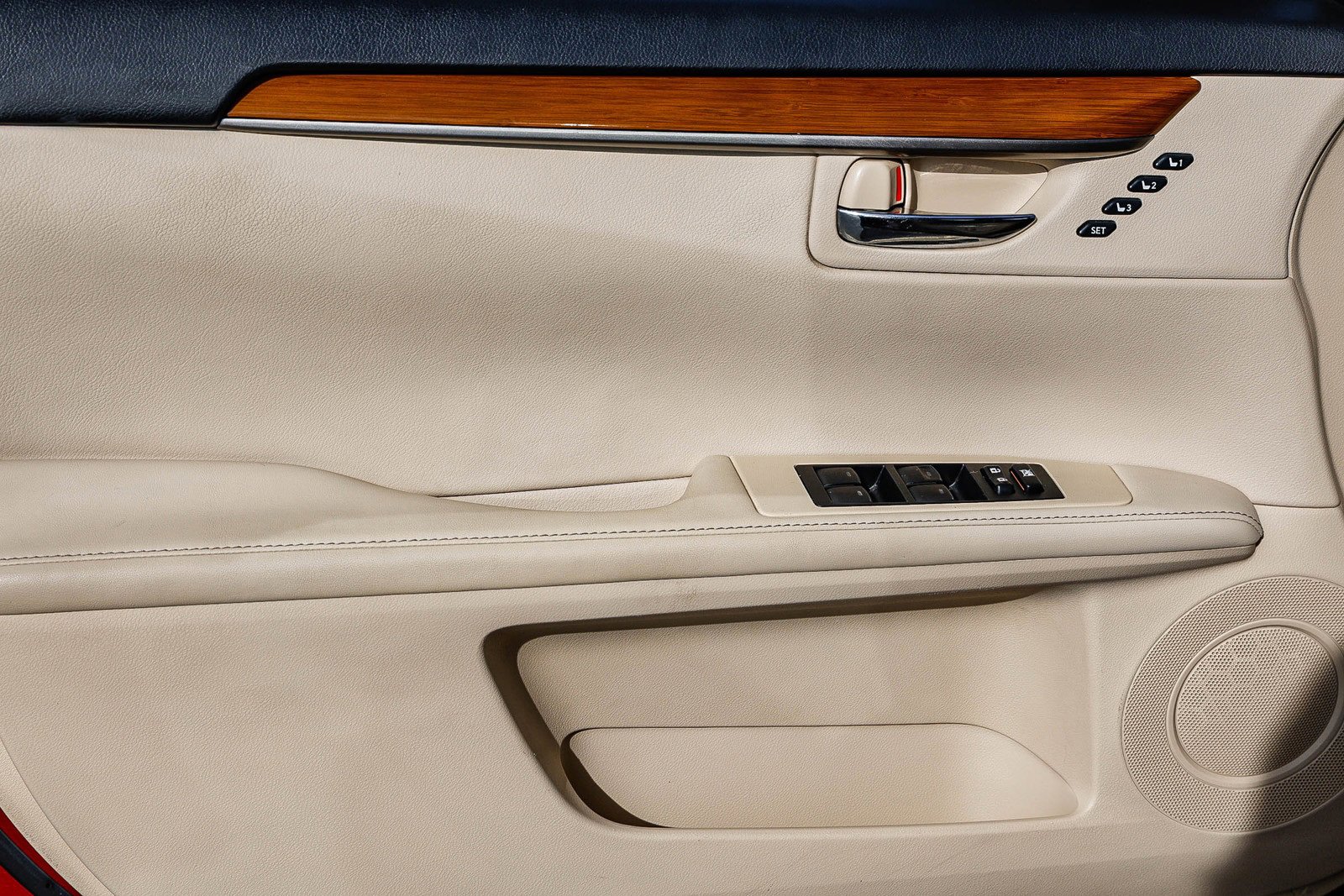 Used 2014 Lexus ES 300h image 21