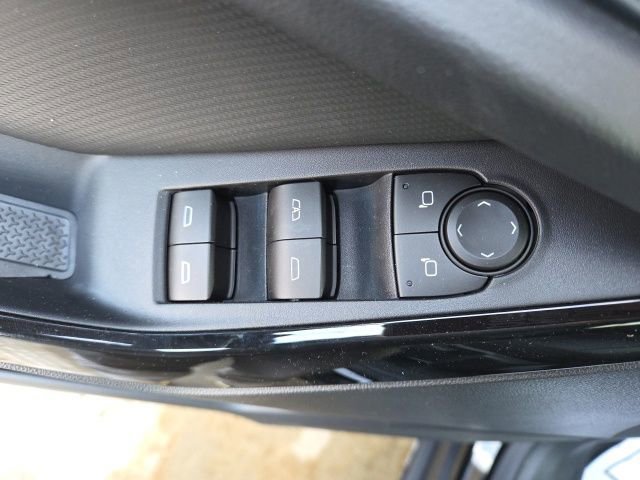 New 2026 Chevrolet Equinox LT w/ LPO, Floor Liner Package image 39