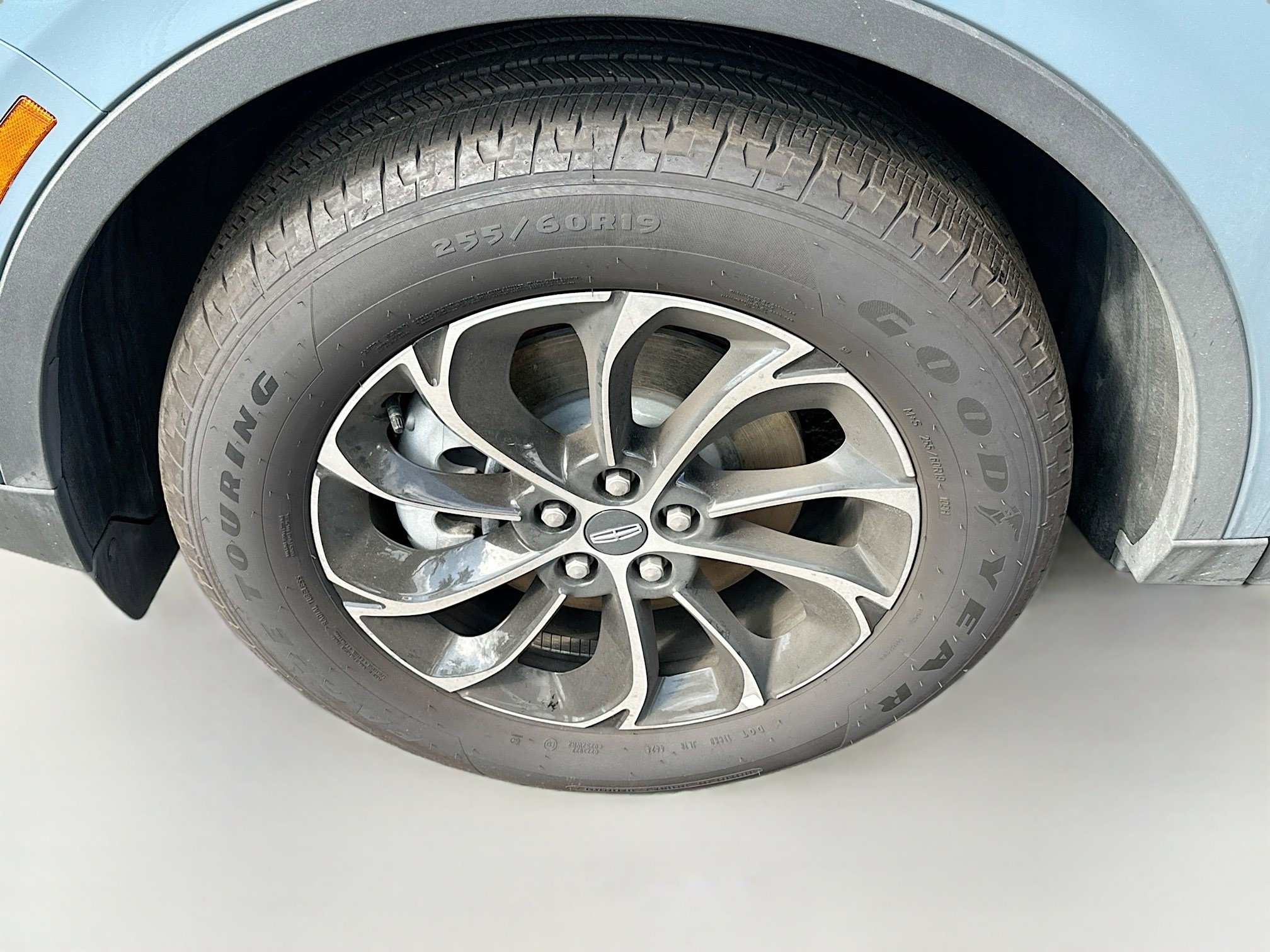 Used 2025 Lincoln Nautilus Premier image 35