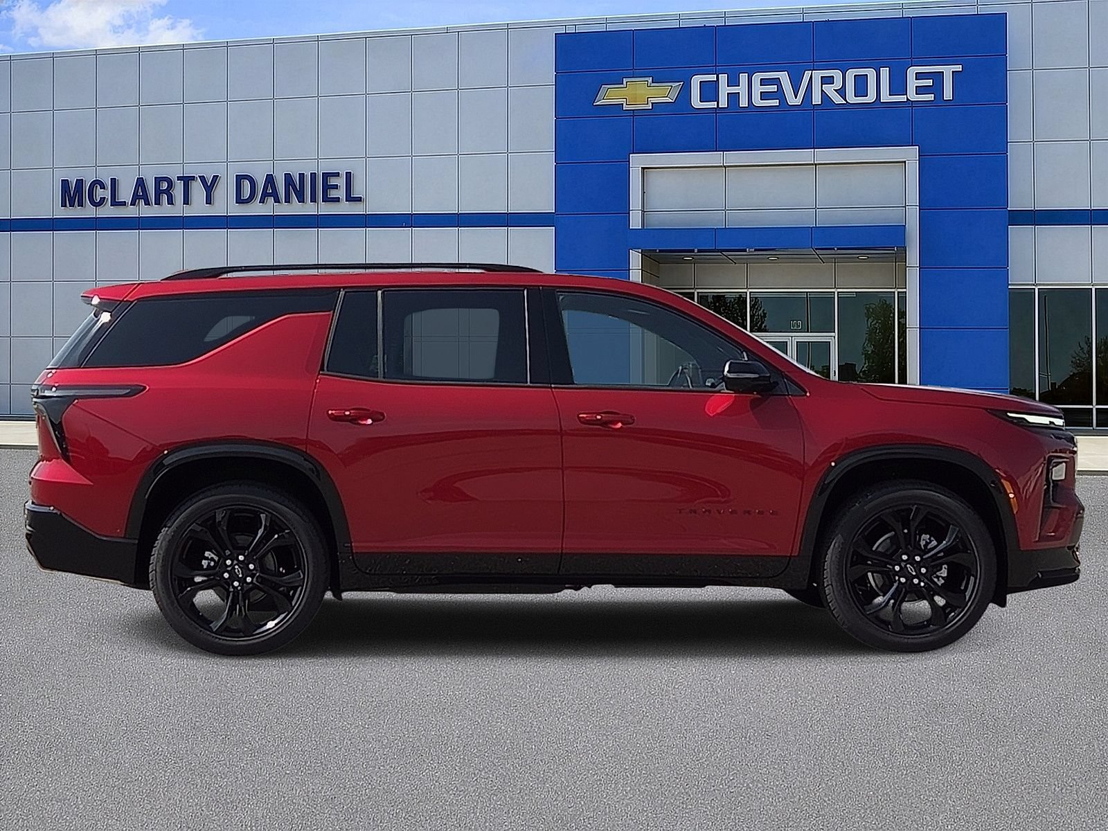 New 2027 Chevrolet Traverse RS FWD image 6