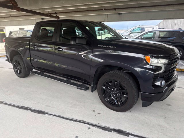 Used 2022 Chevrolet Silverado 1500 RST RWD image 13