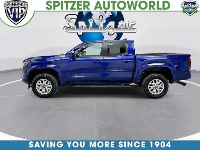 Used 2024 Toyota Tacoma SR5 AWD/4WD image 5
