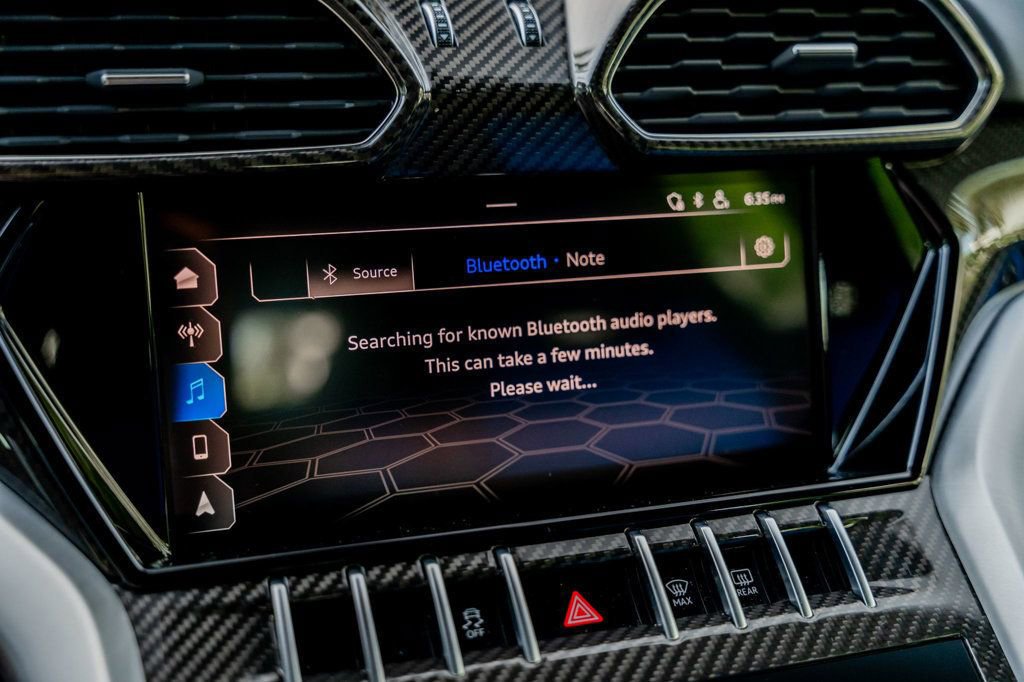 Used 2020 Lamborghini Urus image 49