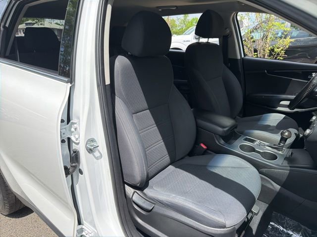 Used 2018 Kia Sorento LX AWD/4WD image 12