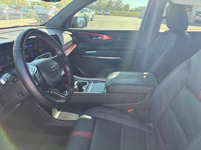 Used 2024 Chevrolet Traverse RS AWD/4WD image 14