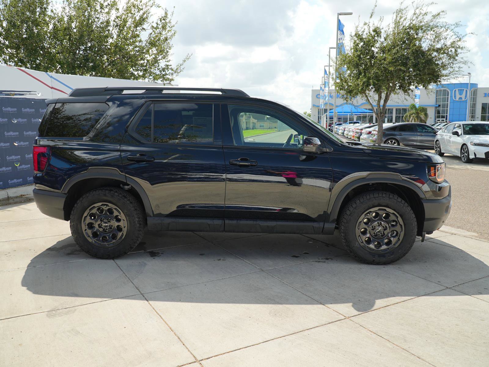 New 2026 Honda Passport TrailSport Elite image 4