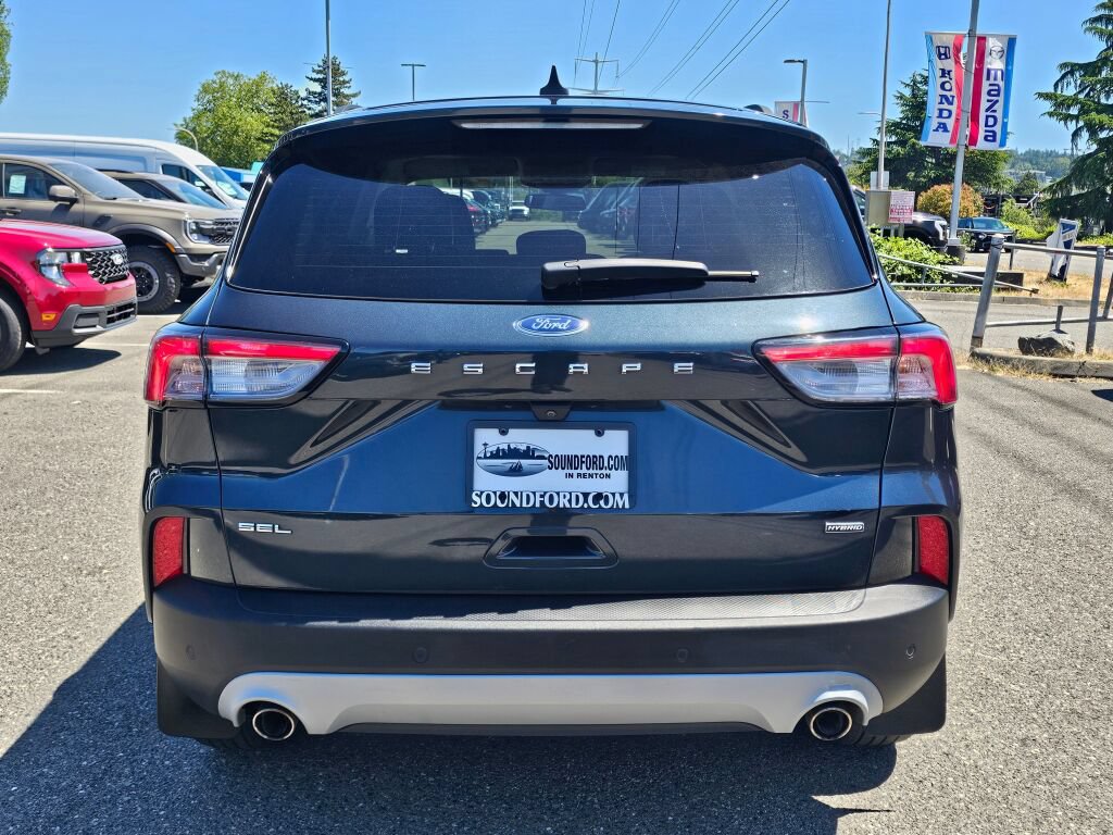 Used 2022 Ford Escape SEL FWD image 4