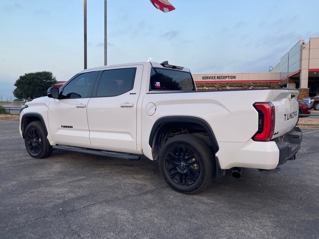 Used 2025 Toyota Tundra Limited AWD/4WD image 6