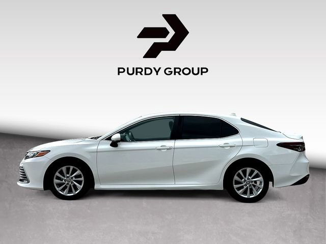 Used 2021 Toyota Camry LE FWD image 5