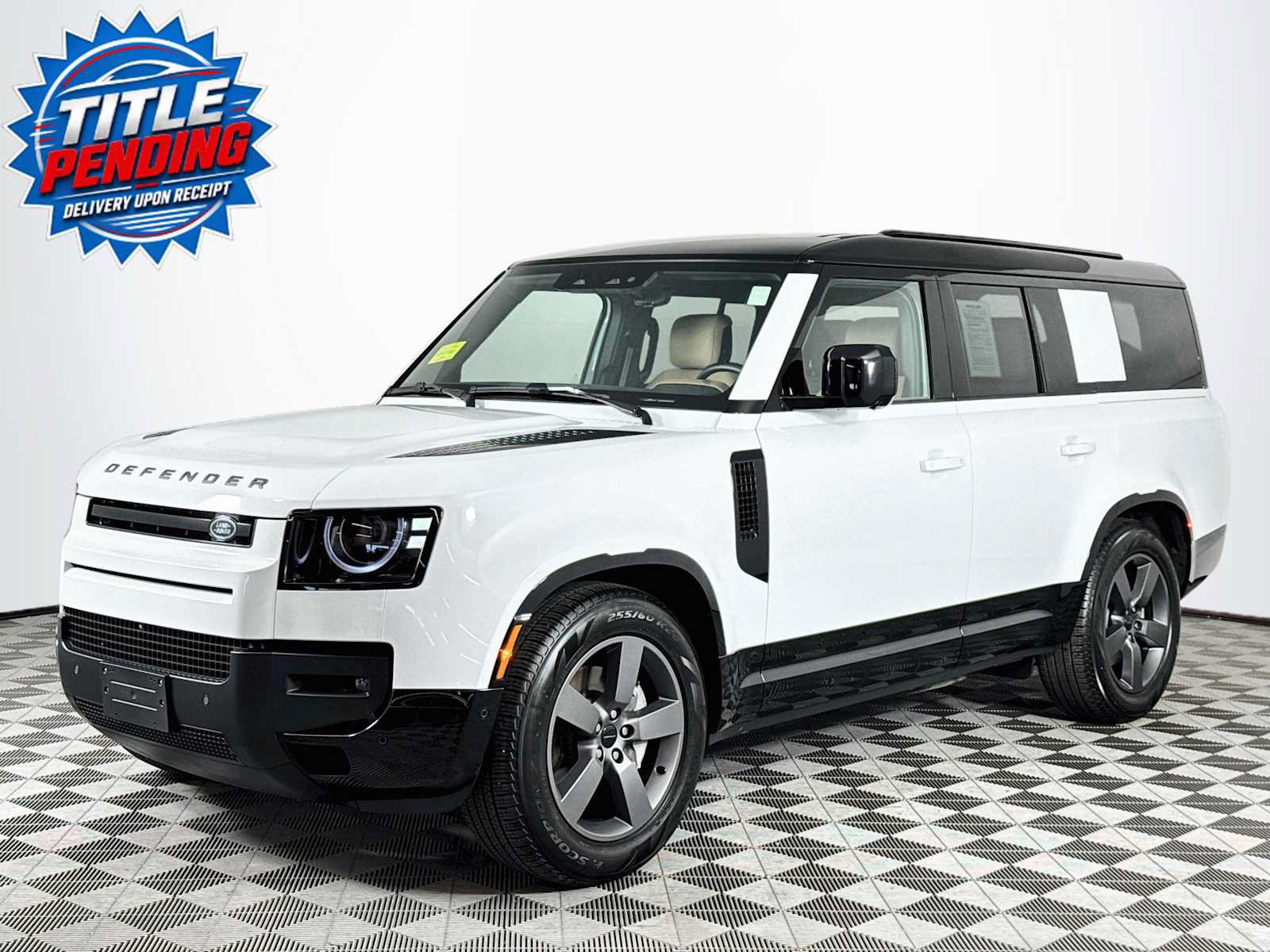 Used 2026 Land Rover Defender 130 X-Dynamic SE AWD/4WD image 1