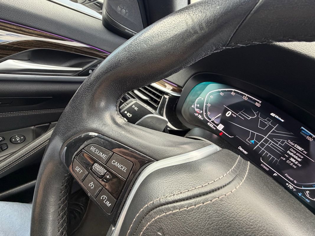 Used 2023 BMW 530e xDrive image 31