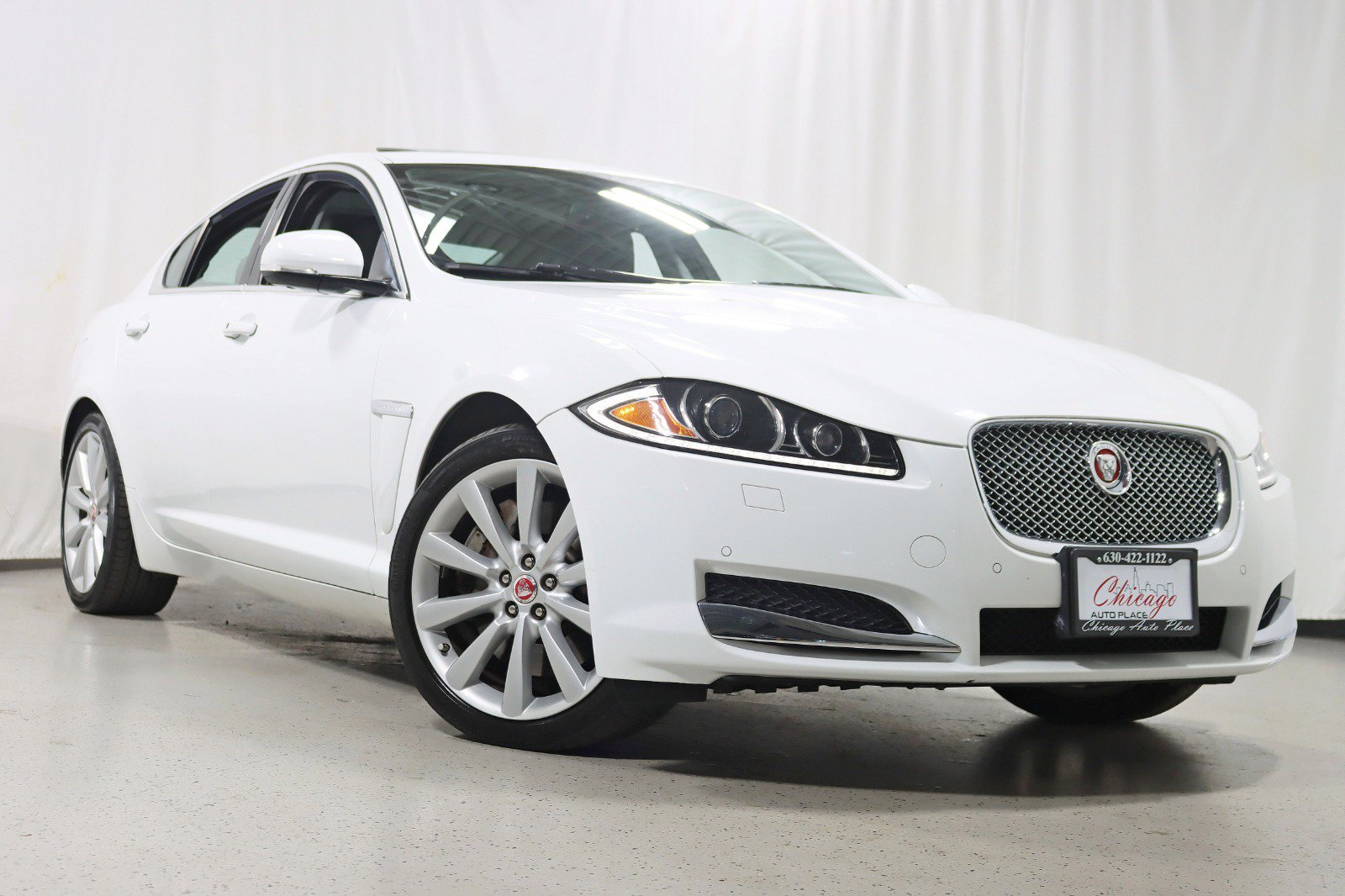 Used 2014 Jaguar XF 3.0 AWD/4WD image 8