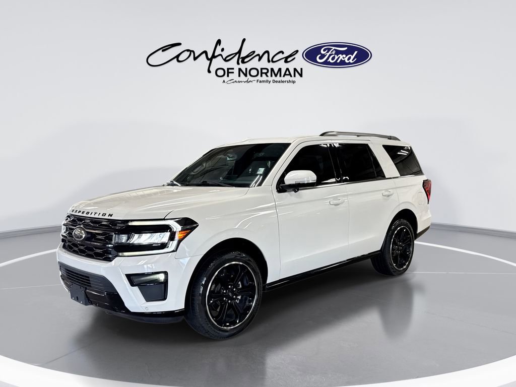 Used 2024 Ford Expedition Limited RWD image 4