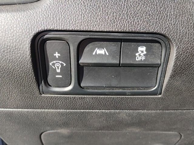 Used 2023 Kia Sorento LX image 24