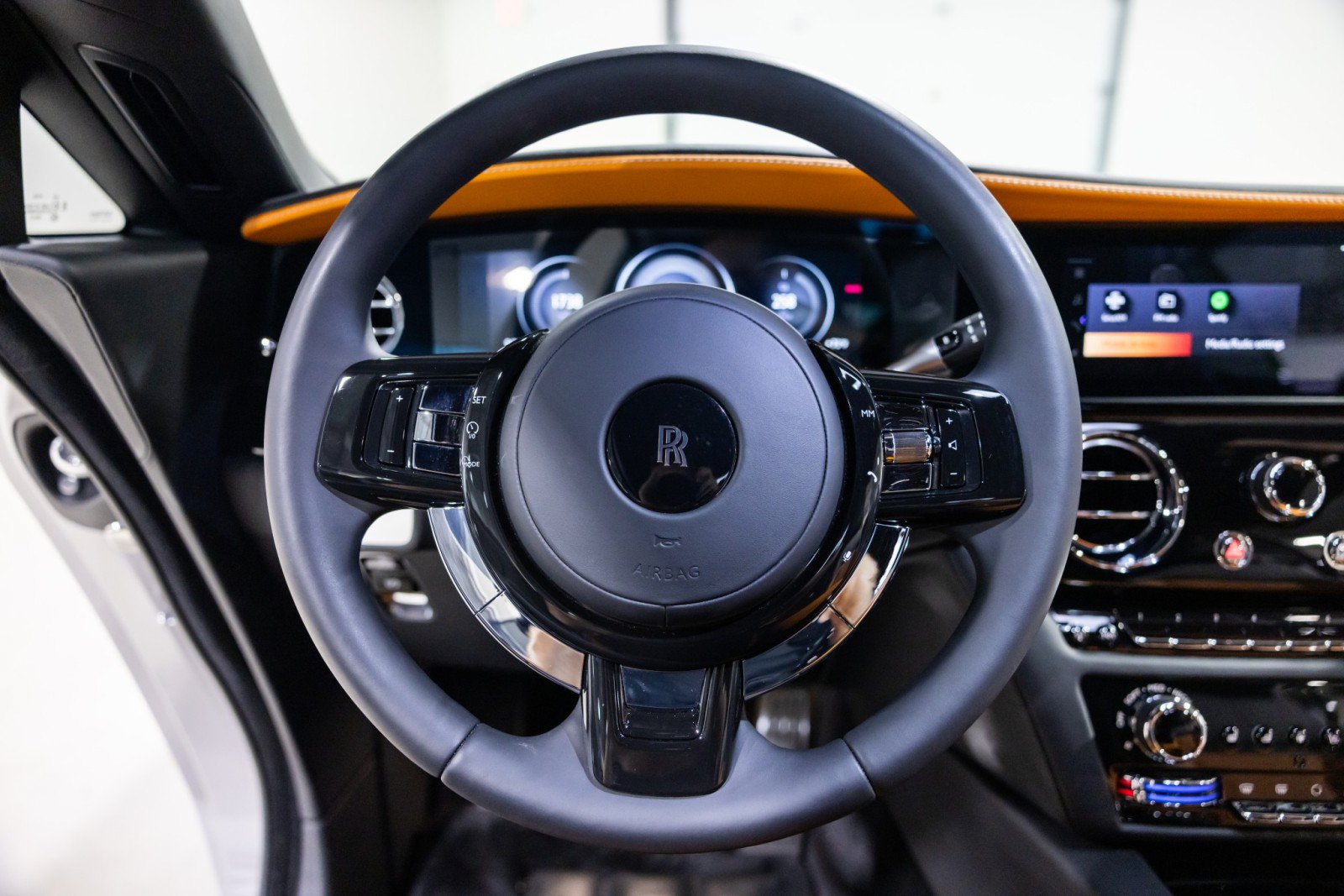 Used 2024 Rolls-Royce Spectre w/ Spectre Launch Package AWD/4WD image 44