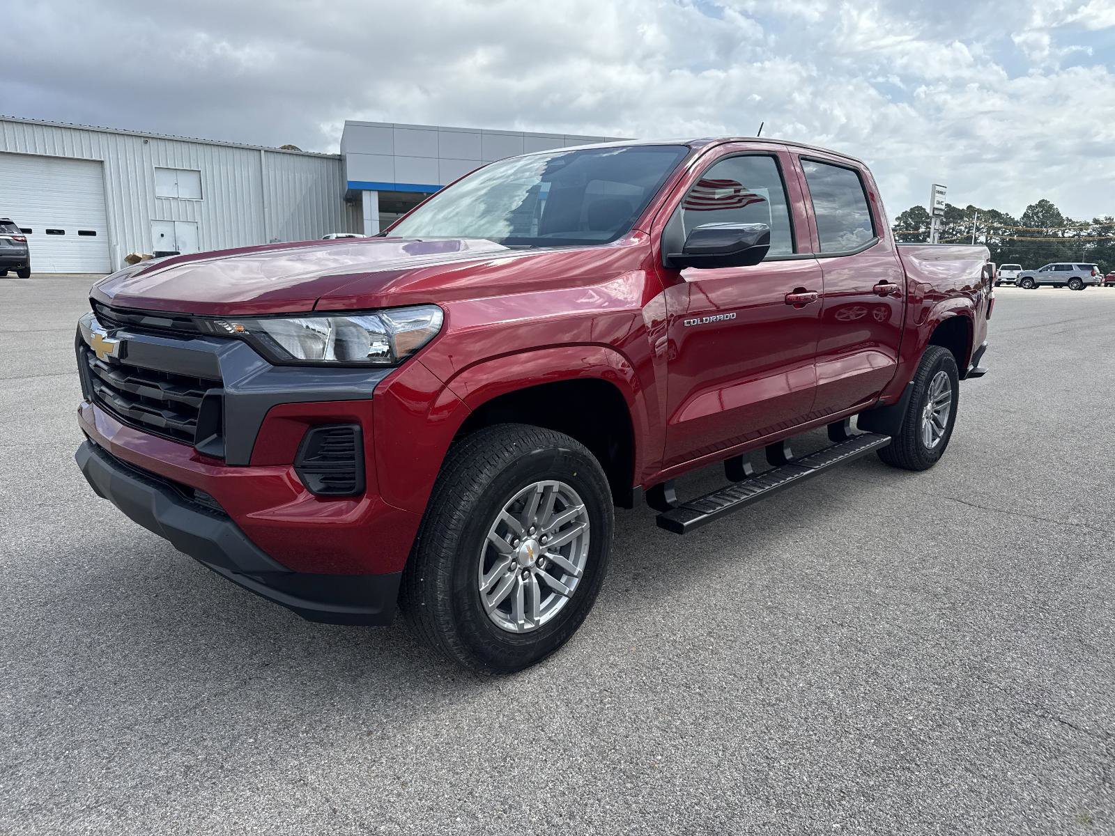 New 2026 Chevrolet Colorado LT w/ Advanced Trailering Package AWD/4WD image 1