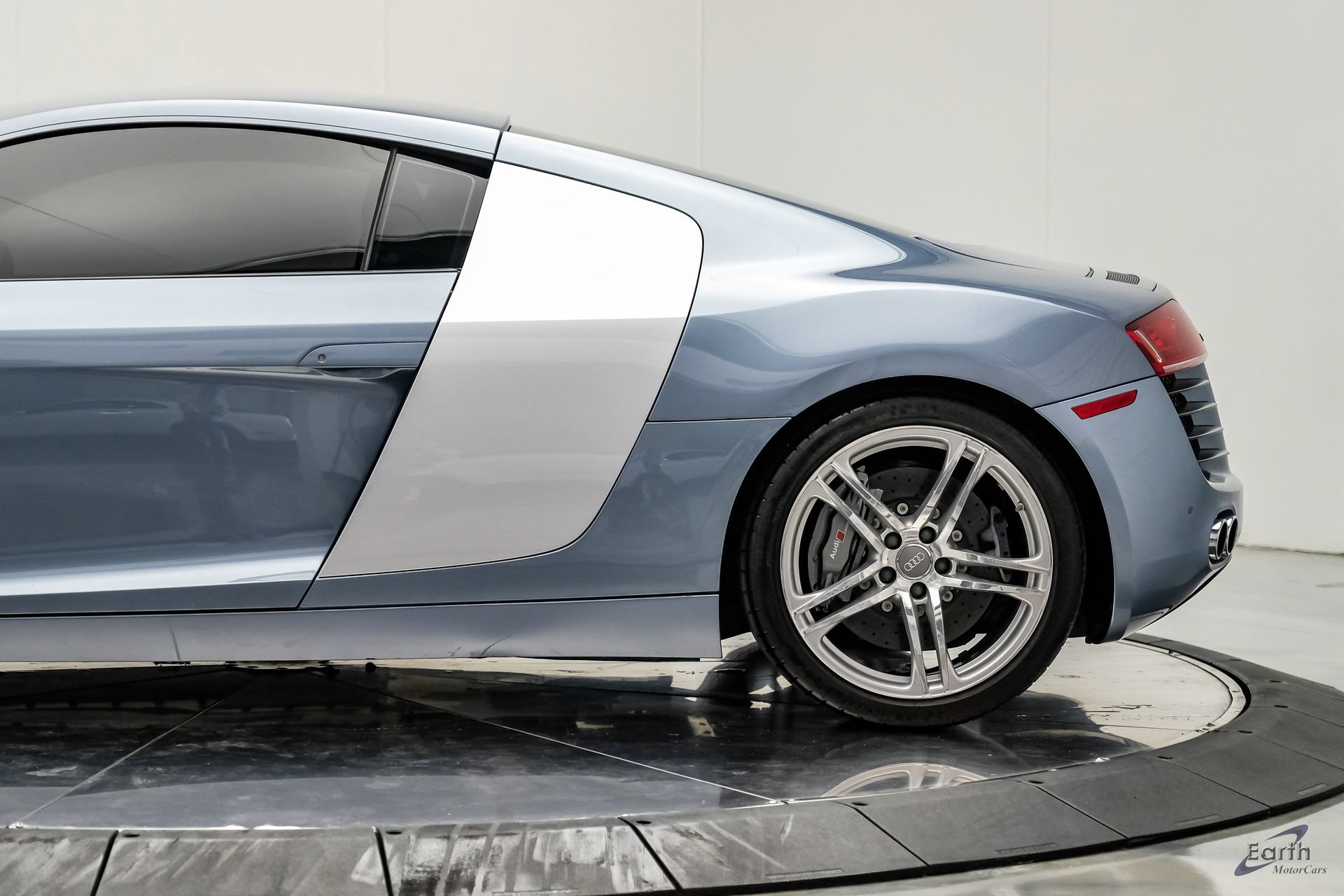 Used 2012 Audi R8 V8 AWD/4WD image 11