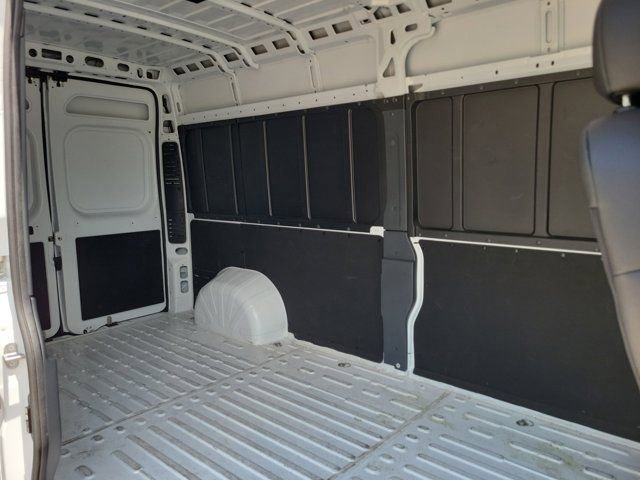 Used 2026 RAM ProMaster 2500 w/ Convenience Group FWD image 16