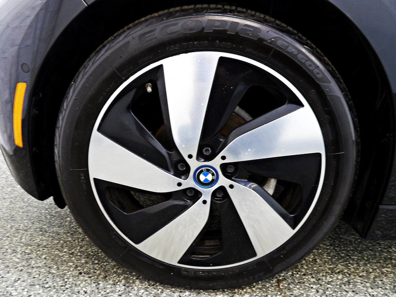 Used 2017 BMW i3 w/ Range Extender RWD image 17