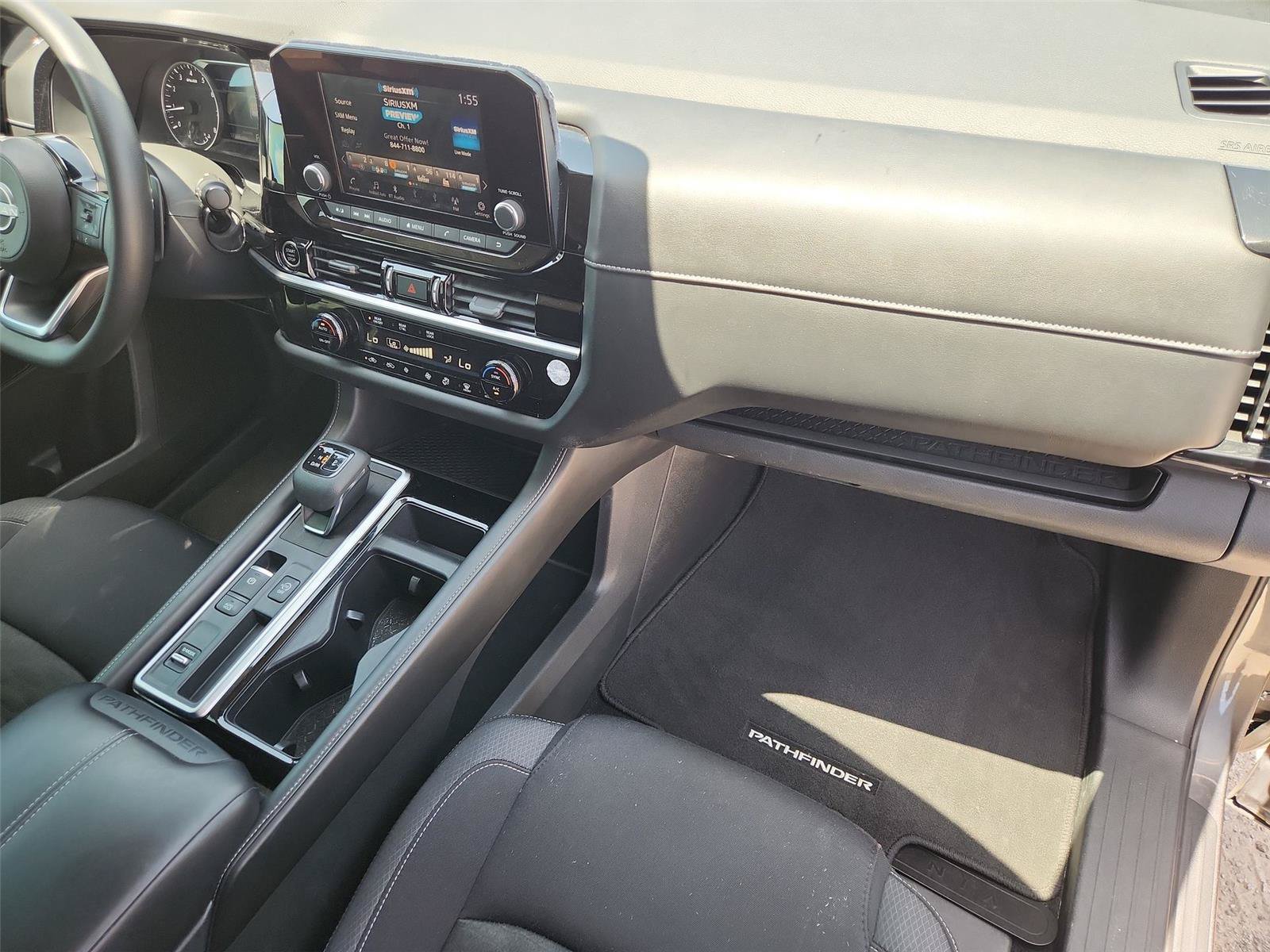 Used 2022 Nissan Pathfinder S FWD image 27