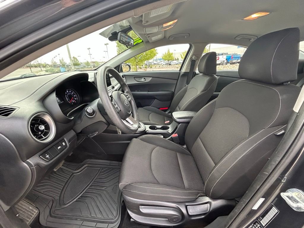 Used 2021 Kia Forte LXS image 12