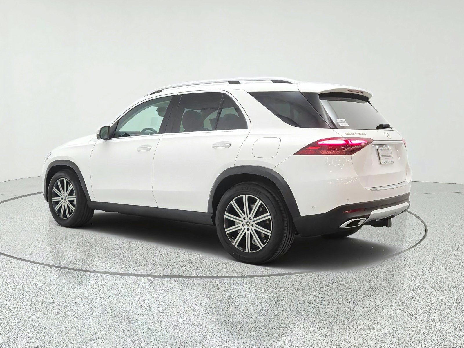 New 2026 Mercedes-Benz GLE 450e 4MATIC image 7