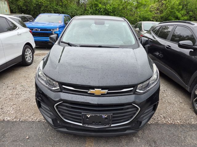 Used 2020 Chevrolet Trax LS w/ Tint and Cruise Package FWD image 2