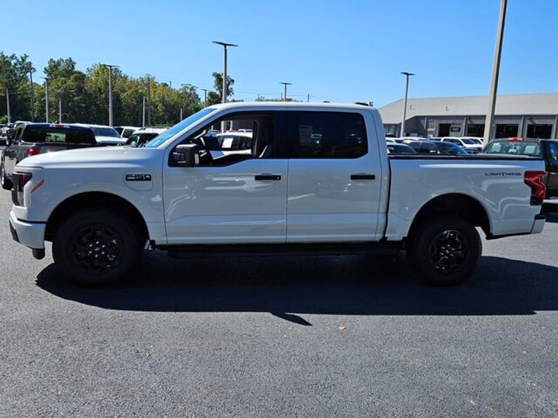New 2025 Ford F150 Lightning XLT image 5