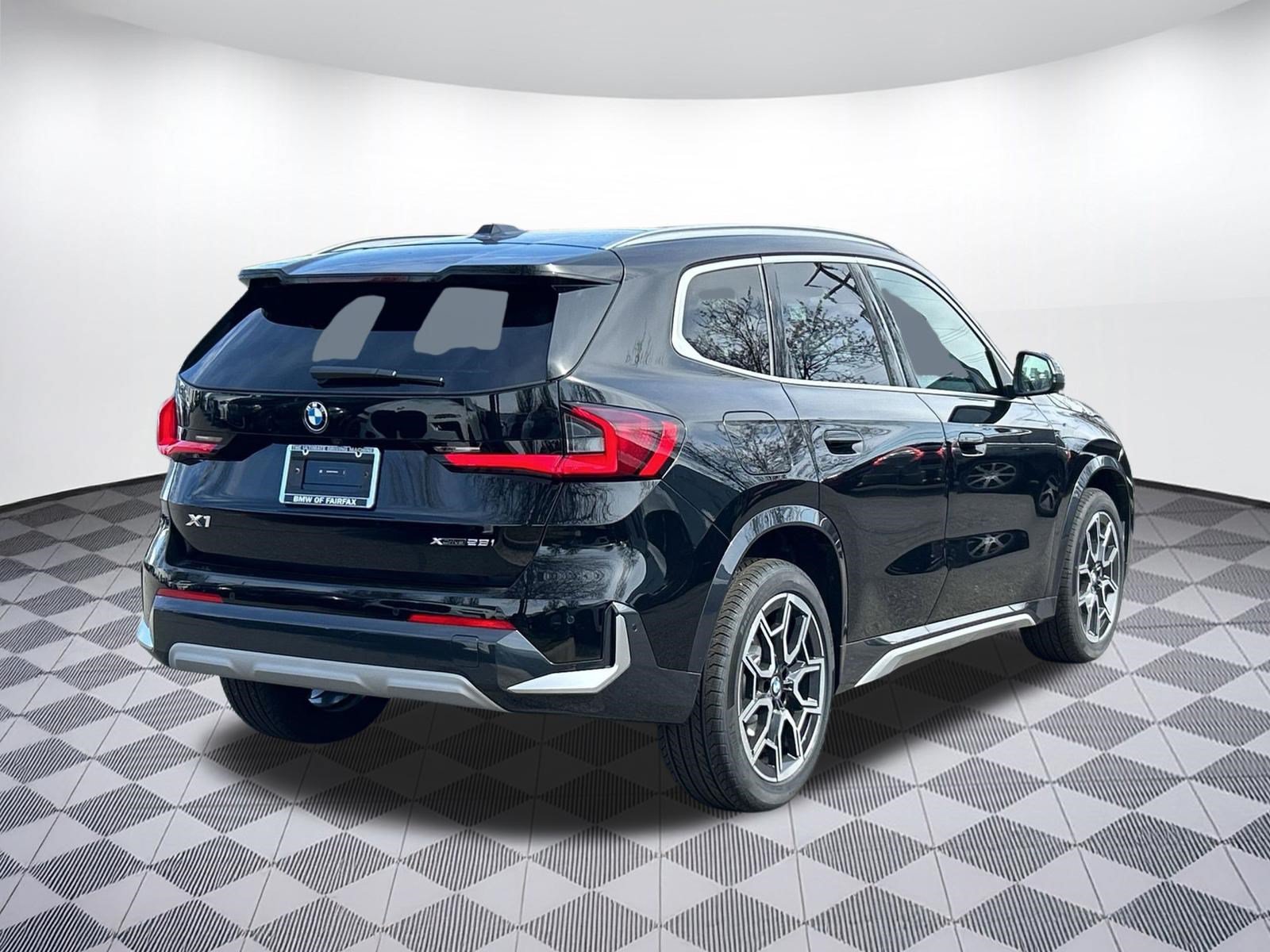 Used 2026 BMW X1 xDrive28i w/ Convenience Package AWD/4WD image 9