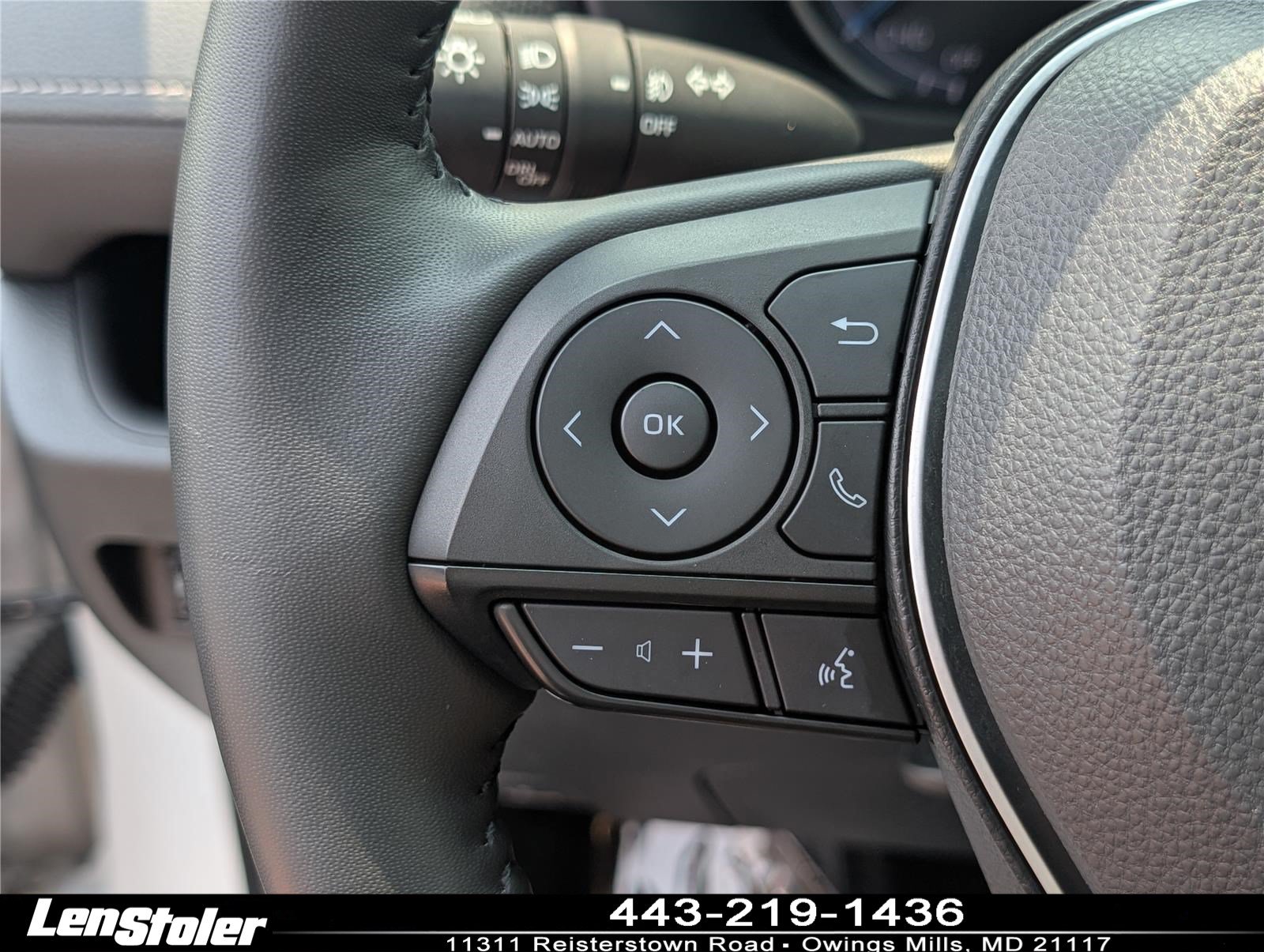Used 2023 Toyota RAV4 XLE Premium AWD/4WD image 24