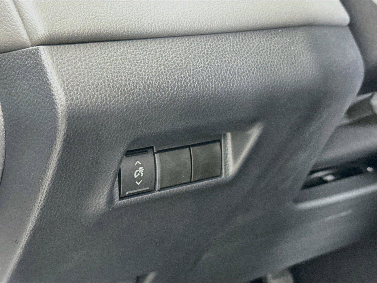 Used 2026 Toyota RAV4 LE FWD image 15