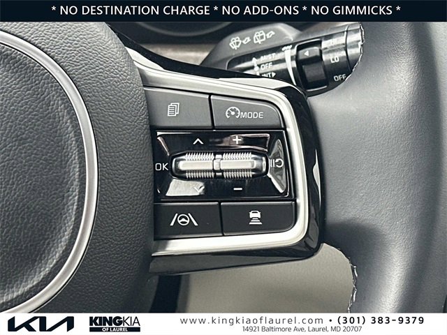 Used 2023 Kia Sorento EX w/ Panoramic Sunroof Package image 9