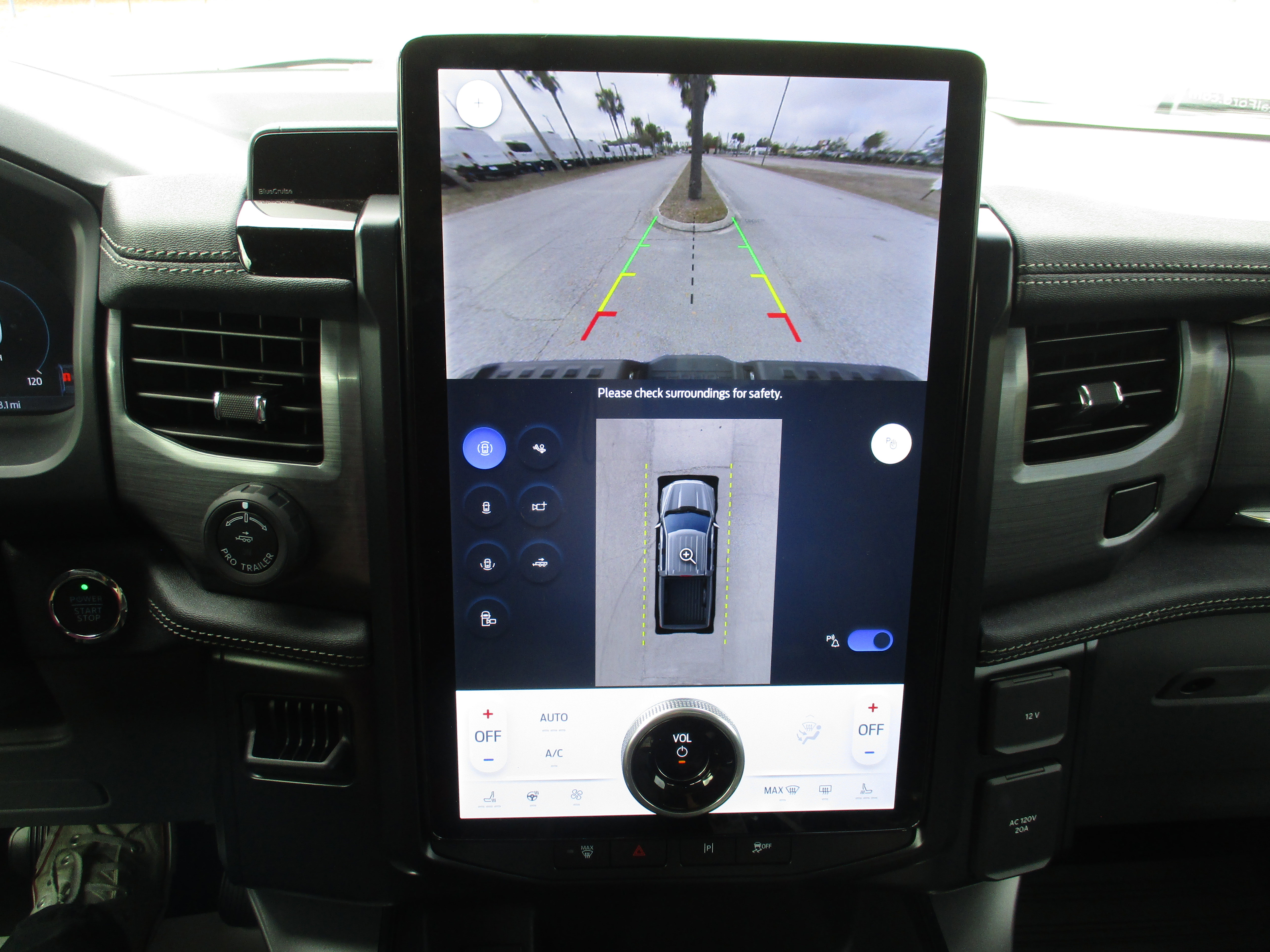 Certified 2025 Ford F150 Lightning Flash image 22