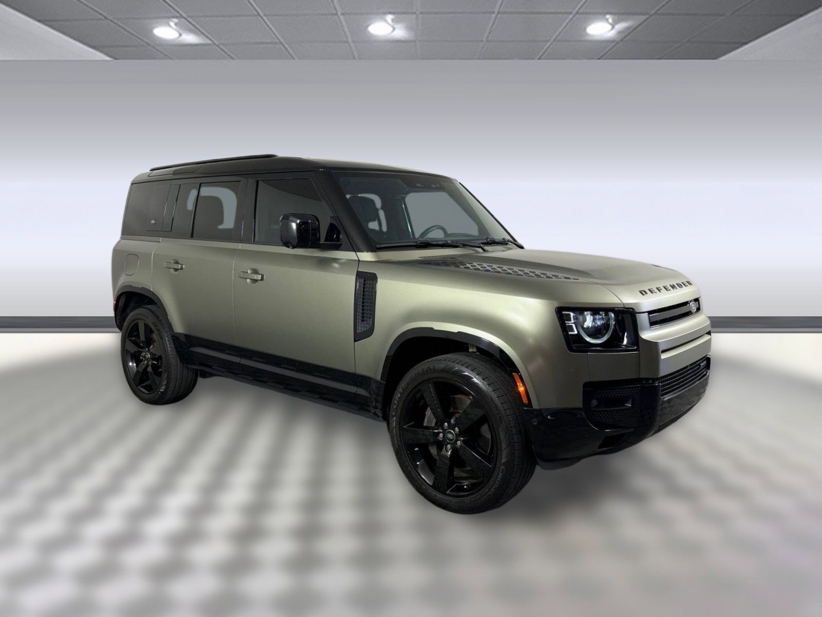 Used 2023 Land Rover Defender 110 X-Dynamic SE AWD/4WD image 7