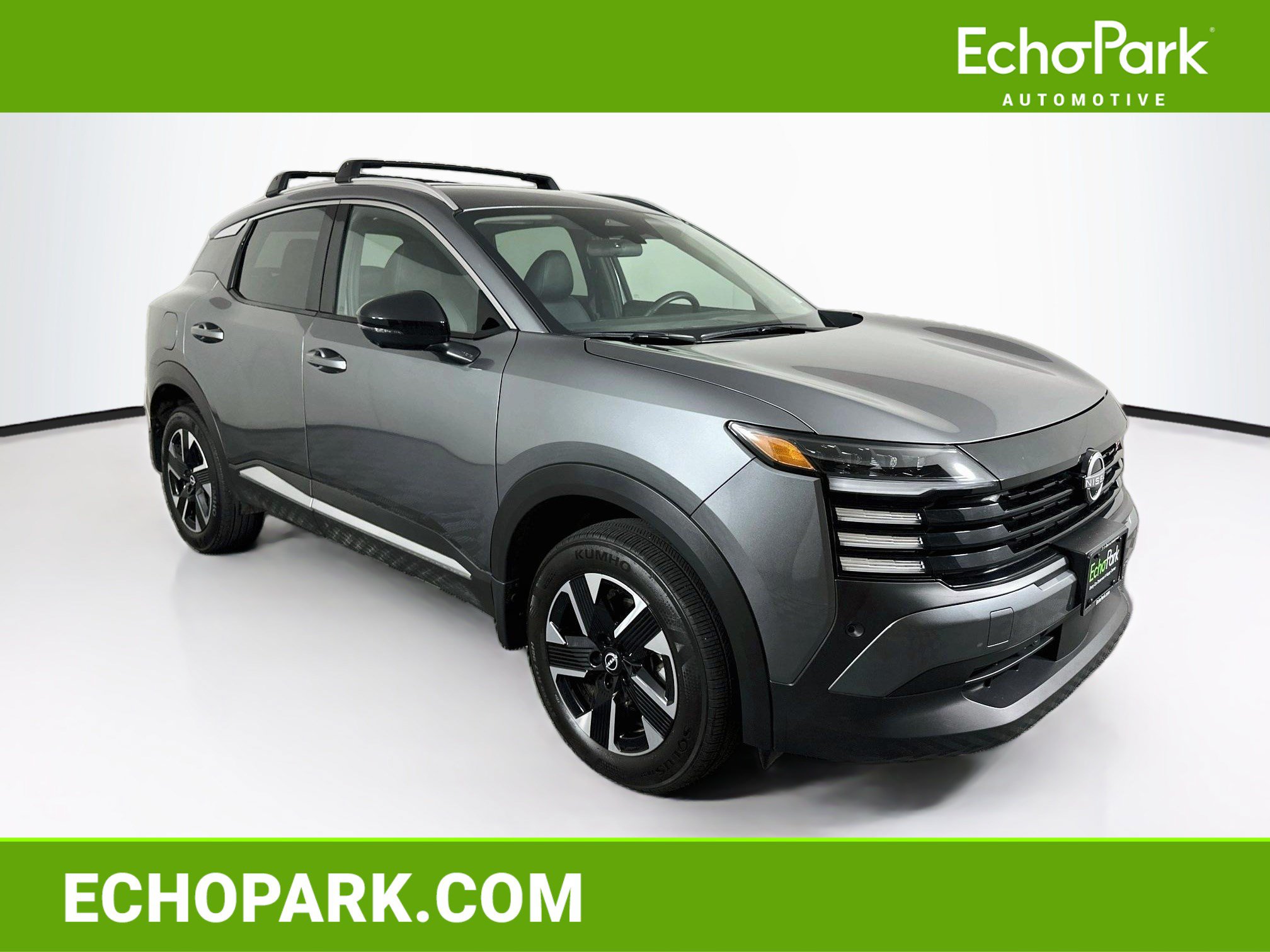 Used 2026 Nissan Kicks SR FWD image 1