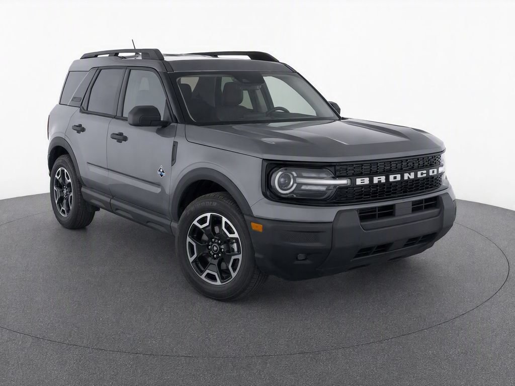 Used 2026 Ford Bronco Sport Outer Banks AWD/4WD image 2