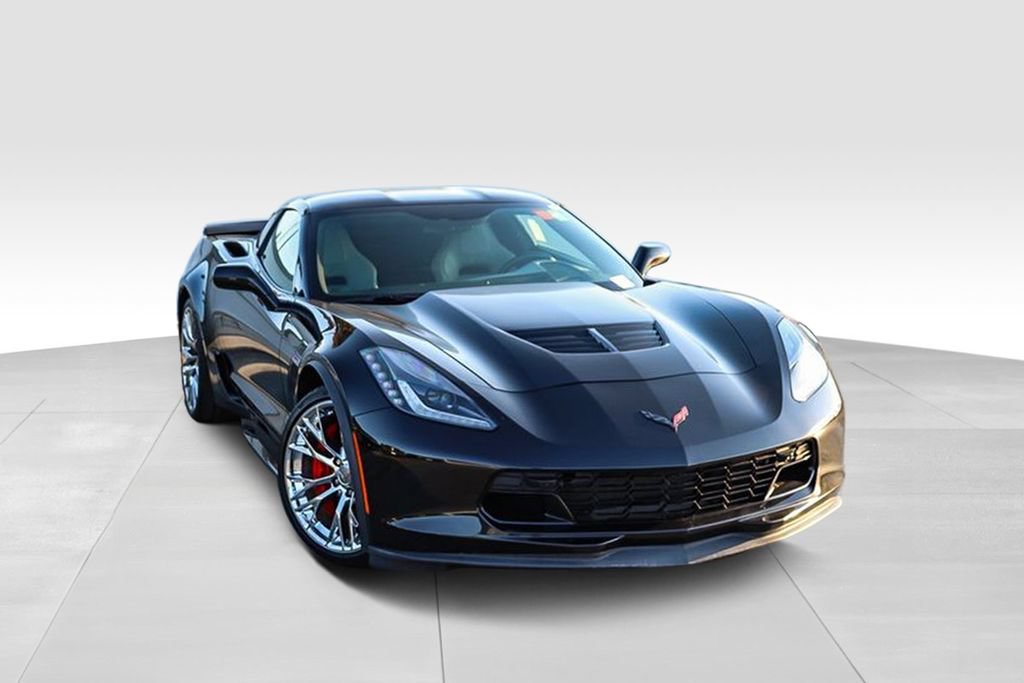 Used 2019 Chevrolet Corvette Z06 RWD image 2
