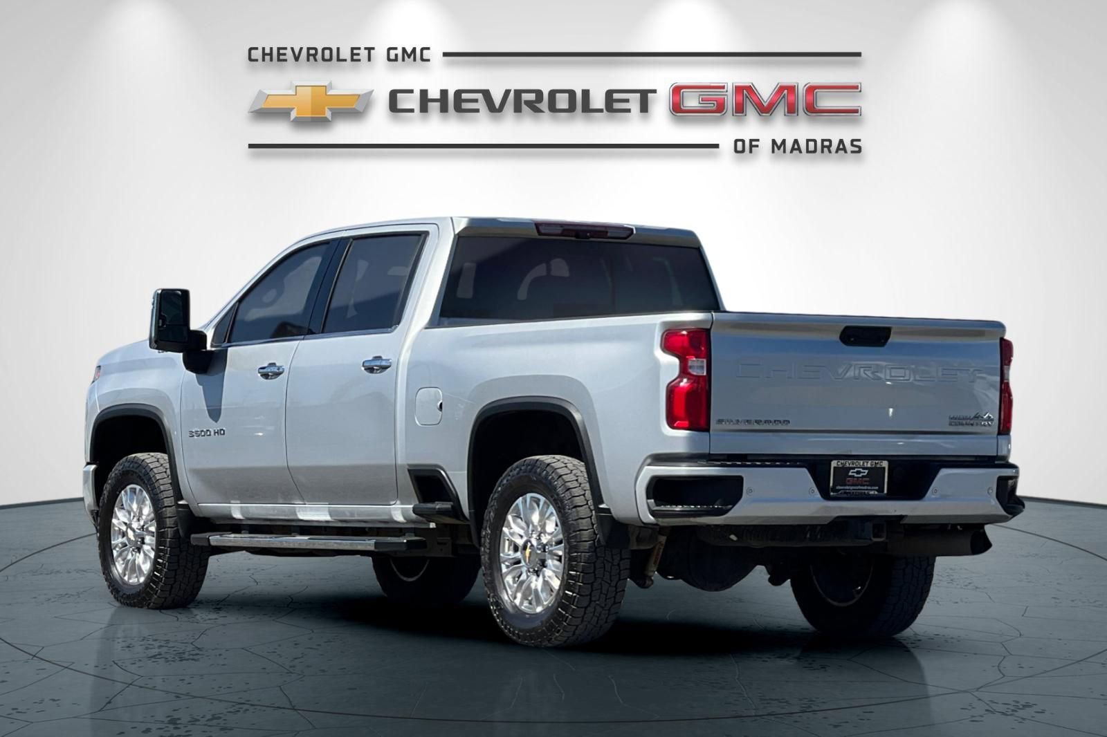 Used 2021 Chevrolet Silverado 3500 High Country w/ Z71 Off-Road Package image 5