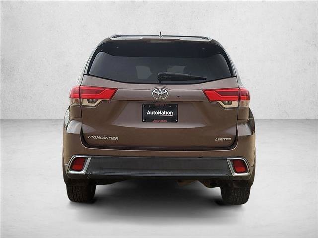 Used 2017 Toyota Highlander Limited FWD image 7