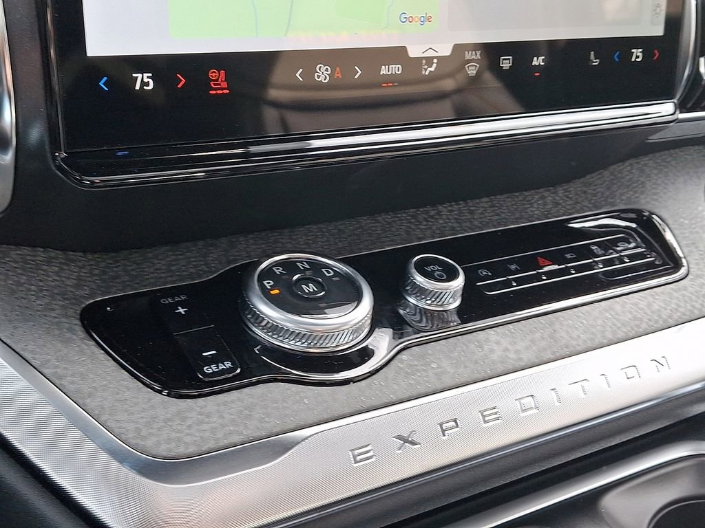 New 2026 Ford Expedition Tremor image 12