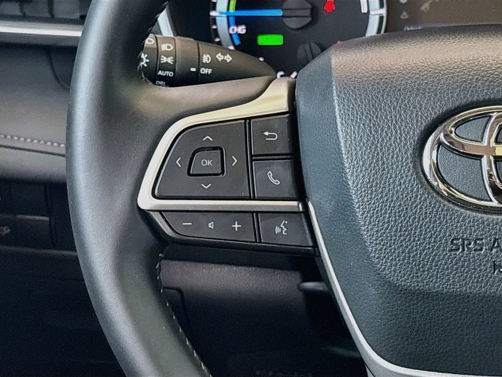 Certified 2026 Toyota Highlander XLE AWD/4WD image 11