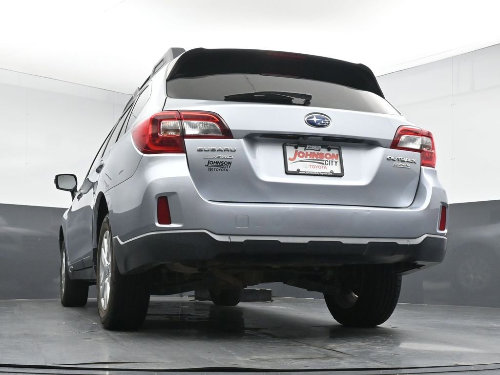 Used 2017 Subaru Outback 2.5i Premium AWD/4WD image 33