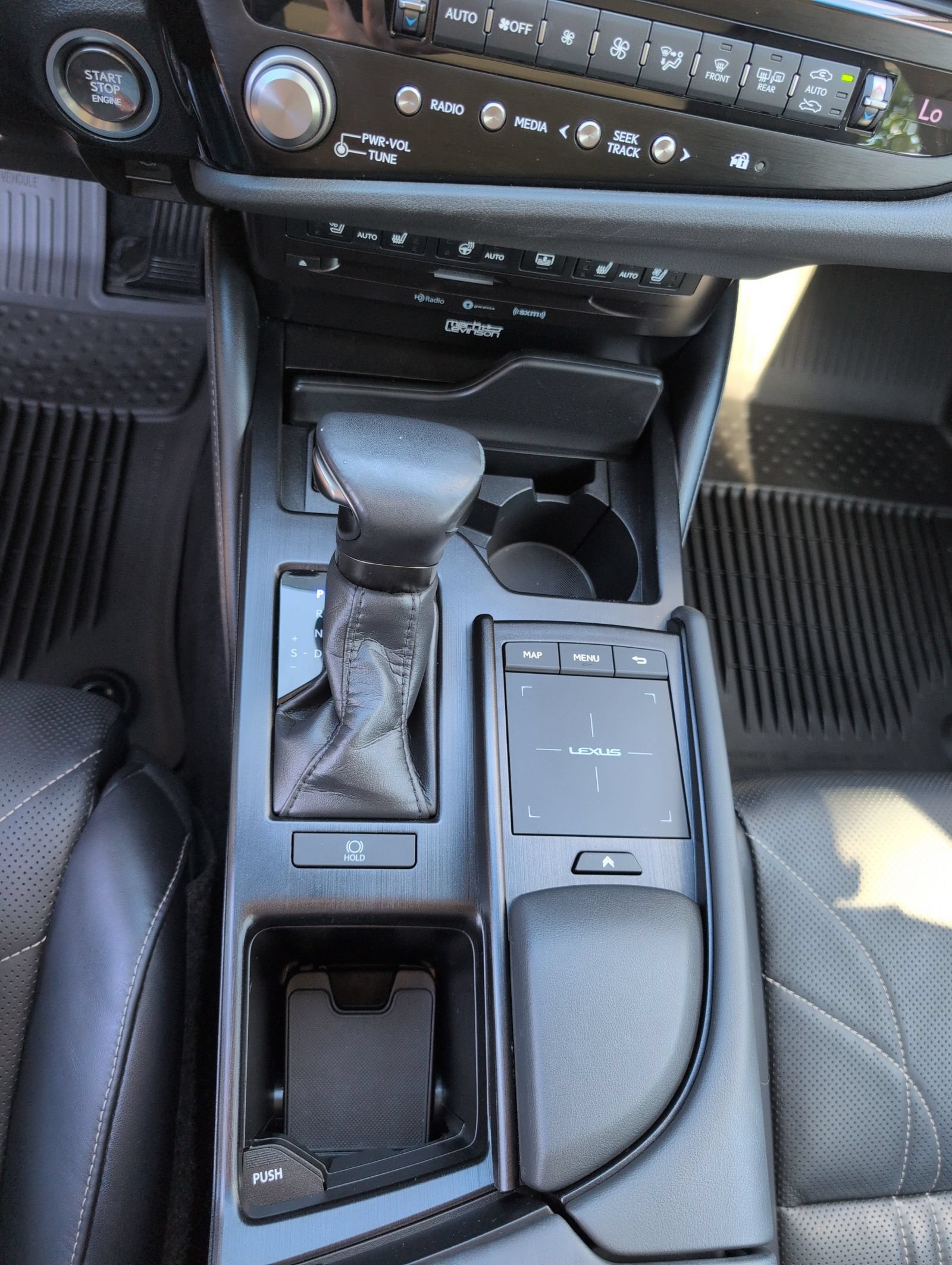 Certified 2022 Lexus ES 350 Ultra Luxury w/ Accessory Package 2 FWD image 15