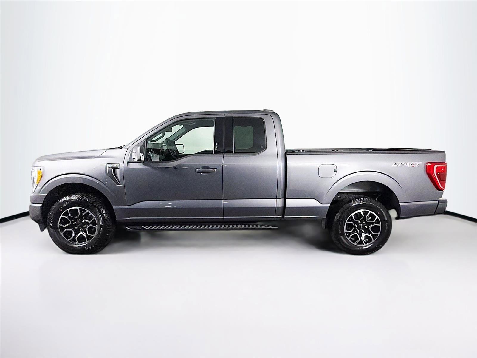 Used 2023 Ford F150 XLT w/ Equipment Group 302A High AWD/4WD image 4